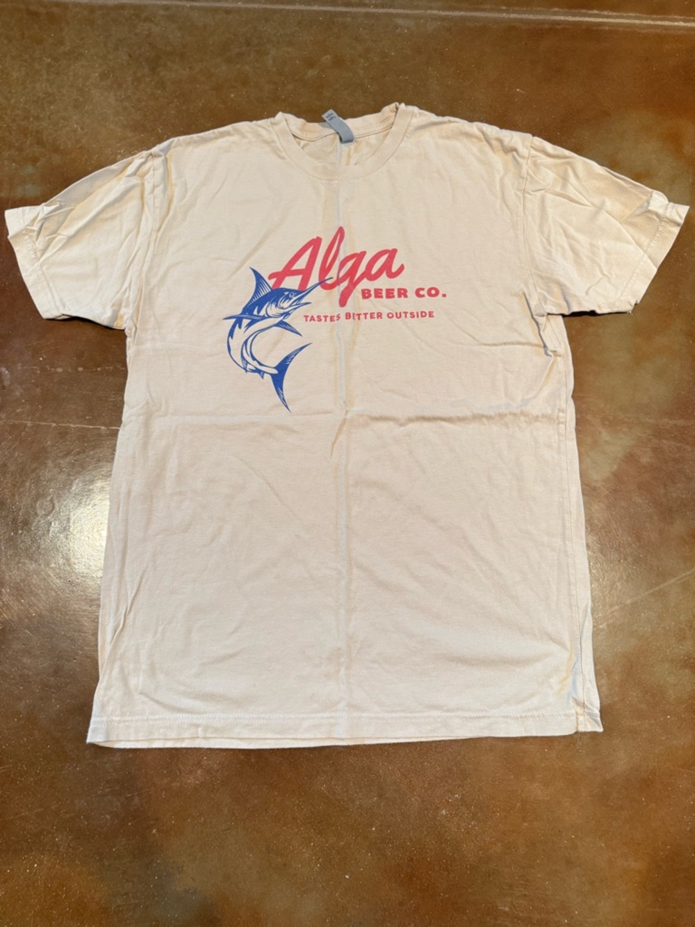 Men’s Medium Alga Beer Co.Cream Short Sleeve Tee with Red Script and Blue Marlin
